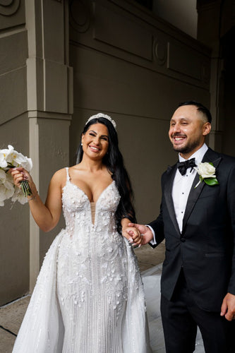 C2023-BG556 Robe de mariée sexy perlée 3D avec train de robe de bal détachable